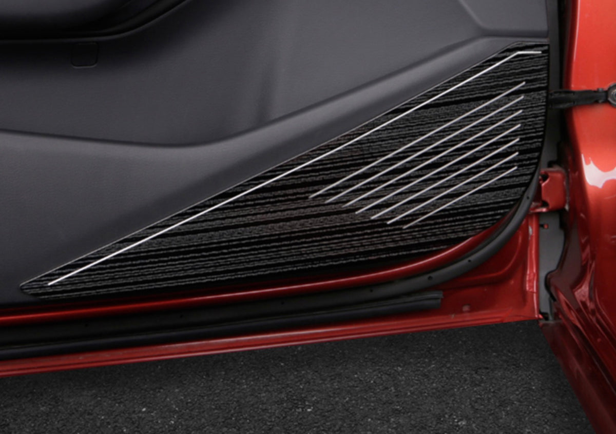 Mazda 3 20-23 CX30 Door Anti Kick Titanium Black – MIKSTORE