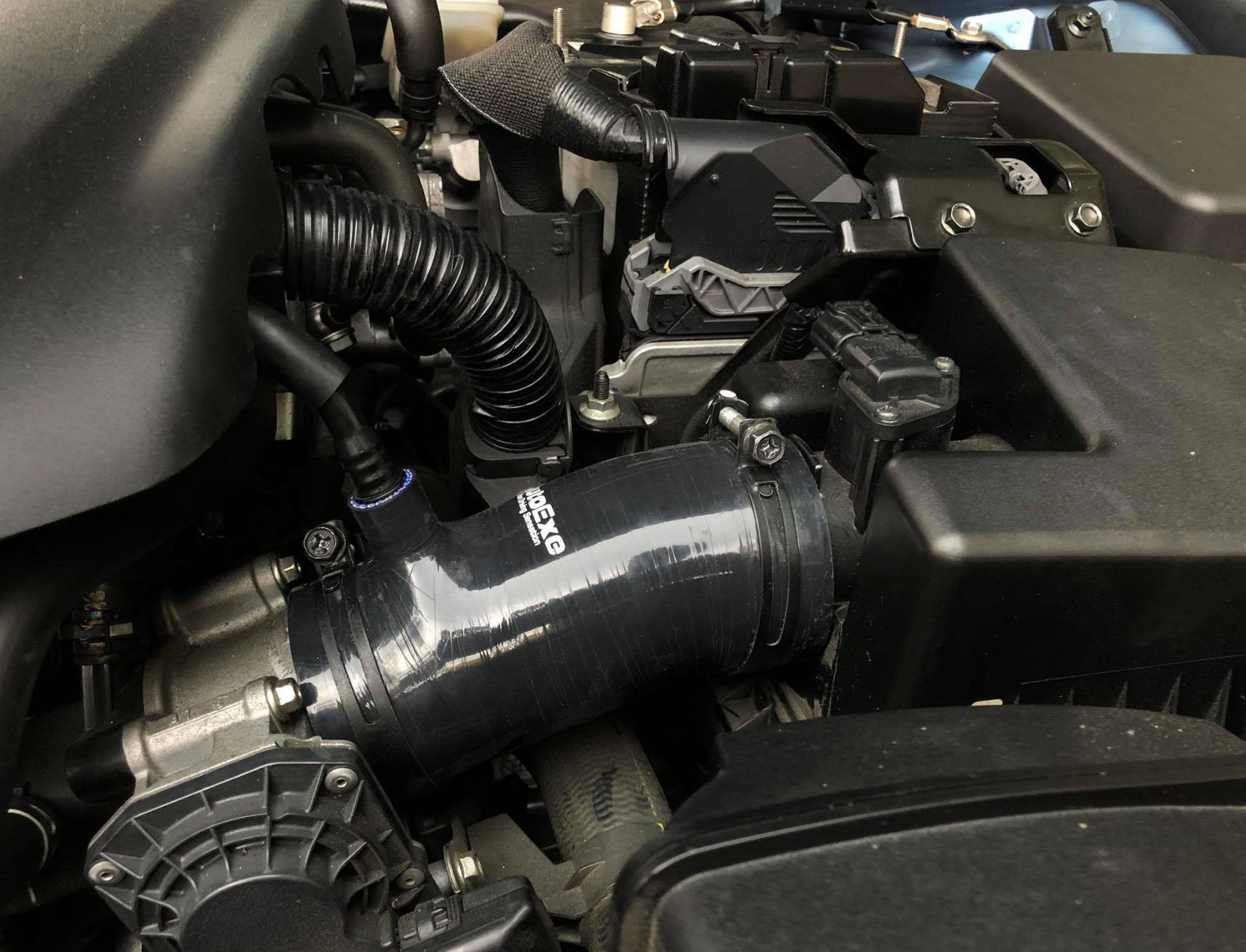 Buy New Fits 2013-2018 Toyota Rav4 Air Intake Air Cleaner Box Housing 177000V140 In , For US $67.37